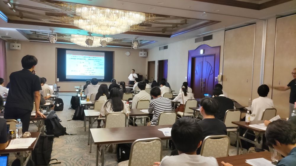 講演の様子 講演の様子